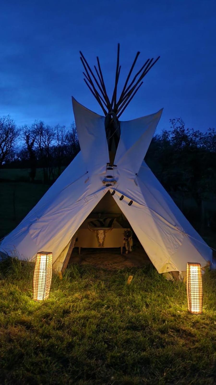 Tipi Des Amoureux Luxury tent *